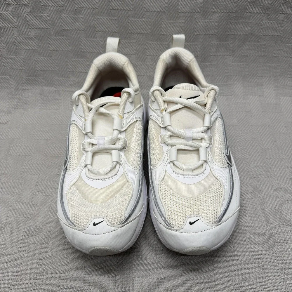 Nike Air Max Bliss Summit White Womens Size 6 DH5128-101